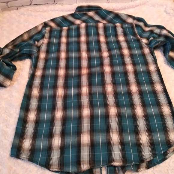 Rustic Blue plaid  Men’s Long Sleeve Buttons shirt - Picture 4 of 5